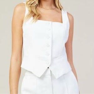Square Neck Button Vest in White